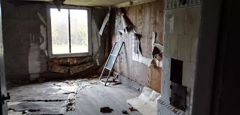 Why Selling a Distressed House Through Traditional Methods Fails in Durham